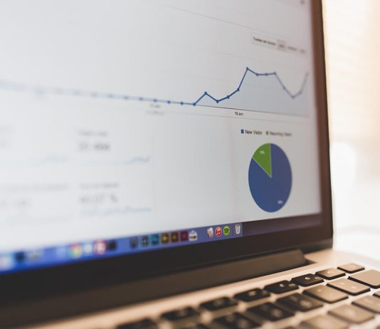 European Stocks End With Gains as Miners, Oil Giants Rally