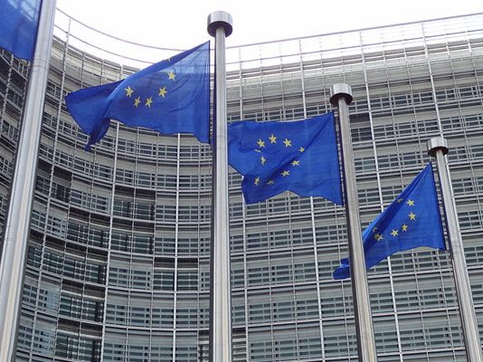 Europese brancheorganisaties introduceren handboek voor inkoop clouddiensten