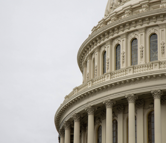 Nieuws & Blogs – Amerikaanse wetsvoorstellen bedreigen veilig en vrij internet