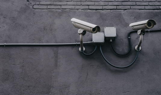 Nieuws & Blogs – AP laat oog op supermarkt vallen: gezichtsherkenning mag niet zomaar