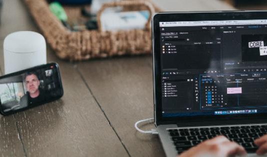 BIT-blogs – Max & BIT – Veilig videobellen binnen WordPress met Jitsi