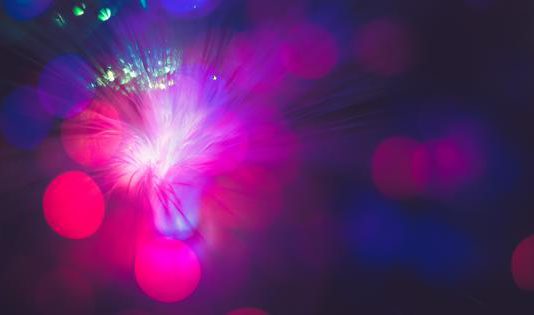 SMF of MMF? En wat is dispersie op een glasvezel eigenlijk? SMF of MMF? En wat is dispersie op een glasvezel eigenlijk?