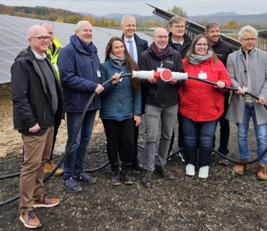 Meilenstein auf dem Weg zur Nachhaltigkeit: Stadtwerke Göttingen nehmen Solarpark in Betrieb Solarpark der Stadtwerke Göttingen geht in Betrieb